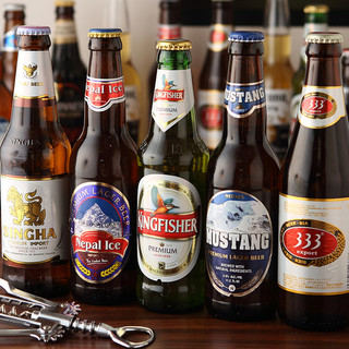 タイ・インド・ネパールなどの世界各国のビールとラッシーが充実