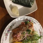 地巾屋 モランディ - ささみカツレツとおにぎり。