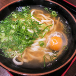 ひなたうどん - 「月見うどん」（490円）。ムスメ1号はコレ。