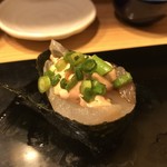 鮨一 - 長崎 かわはぎ肝和え
      