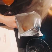 ラ・ボンヌターブル - 