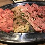 肉と日本酒 - 