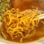 弐代目にぼshin. - 2017.6② 醤油らーめん 麺UP♪