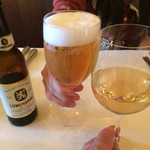 Aux Crieurs de Vin - 