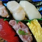 魚きん - 握り寿司（上・右・アップ）