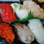 魚きん - 魚きん握り寿司（右・アップ）