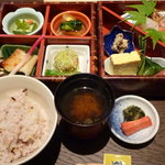 馳走　かく田 - ＜2011年5月＞彩り弁当2,625円