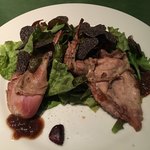 ワインレストラン ドミナス - ぺルドロ―ルージュのサラダ仕立てトリュフのせ