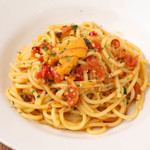 Peperoncino with sea urchin and dried tomatoes