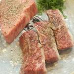 肉料理 大森 - 厚切りハラミ、厚切りロース