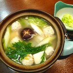 Uguisu Sakaba - 鶏つくね鍋　650円