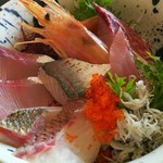 Ikedaya - 得々海鮮丼 up