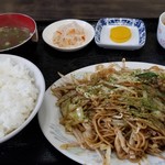 ラーメン餃子 とん吉 - 