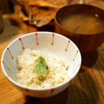 ズワイガニの土鍋炊きご飯