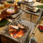 ヤマト - テーブルの炭焼き台