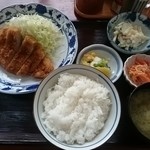 Ichina - 日替り とんかつ定食 650円