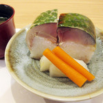 阿波座 なが友 - 7.飯物:鯖寿司 山牛蒡と漬物/味噌汁