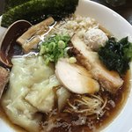 らーめん チキント - 煮干しワンタン麺