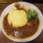 SPICY CURRY 魯珈 - 限定カレー エチオピア風ポークカレー(激辛)のライス大盛+るうろう煮玉子