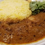 SPICY CURRY 魯珈 - 限定カレー エチオピア風ポークカレー(激辛)のライス大盛+るうろう煮玉子
