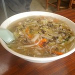 しょうちゃん食堂 - あんかけラーメンはタンメン風でとろみがついています。