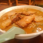 しょうちゃん食堂 - ワイルドポーク味噌チャーシュー麺
