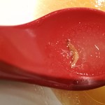 麺屋 翔 - スープに出汁用小エビ