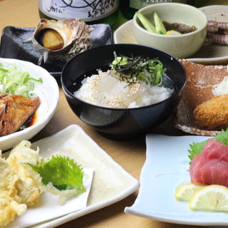 Banquet course with all-you-can-drink ≪3,500 yen~≫Fresh seafood from all seasons♪