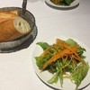 ラ プティ セヌ - 料理写真:ランチのサラダとパン