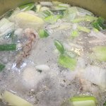 진옥화 할매 원조 닭한마리 - 煮立ってからトッポギ投入