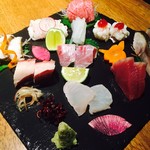 天びん棒 - 刺身１０種盛り！