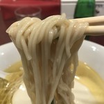 黄金の塩らぁ麺　ドゥエイタリアン - 