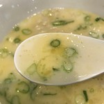 黄金の塩らぁ麺　ドゥエイタリアン - 