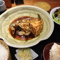 魚感うえさき - 煮魚定食（お昼）
