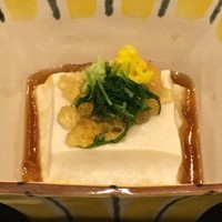 檪 - 胡麻豆腐 ジュレ掛け 山葵醤油