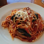 トラットリア・イタリア - 茄子とモッツァレラのトマトソース