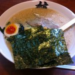 柿や - とん油ラーメン (700円) + 大盛 (100円)