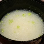 馳走 啐啄一十  - ⑤ 京かぶら(京都府)の擦り降ろし椀、
      出汁(奥井海生堂蔵囲い4年もの1級の利尻昆布に鮪節を加えて)