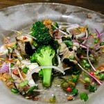 【ランチコース】前菜：貝とカラスミのマリネ