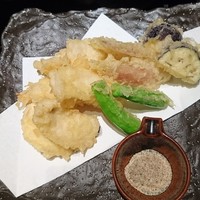 博多華味鳥 銀座4丁目店 - ぷりぷりジューシーとり天