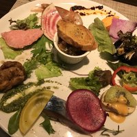 キャトルラパン - オードブルすごい！