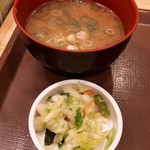 すき家 312号姫路砥堀店 - 豚汁おしんこセット