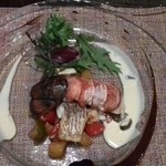 キャトルラパン - 鯛のソテーとオマール海老の低温グリエ 白ワインとバルサミコのソースで