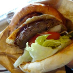 BELLOWS BURGER - エッグ&パインバーガー1180円税込