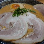 どば - チャーシューつけ麺 みそ つけ汁