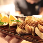 Sumiyaki Toritaka - 煮卵とローストチキン¥500