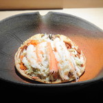 菊鮨 - ＊香箱蟹らしい甘みを感じて美味しい。外子・内子ともにタップリで、より美味しい。 日本酒がすすみます。