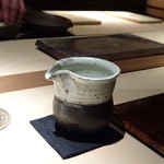 菊鮨 - ◆日本酒は3種類頂きましたが、酒器が同じですのでお写真は1枚だけ。 頂いたのは「横山五十」「田中六十五」「伯楽星」など。