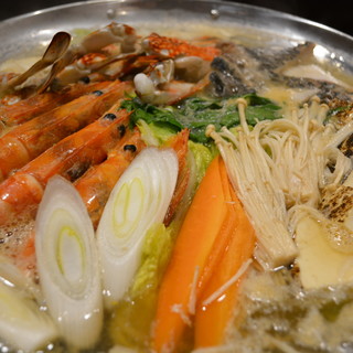 当店自慢の豪華海鮮寄せ鍋♪ご宴会、接待、会合にぜひ！！