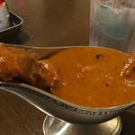 欧風カレー ボンディ - チキンカレー。初代神田カレーグランプリ優勝の逸品です。